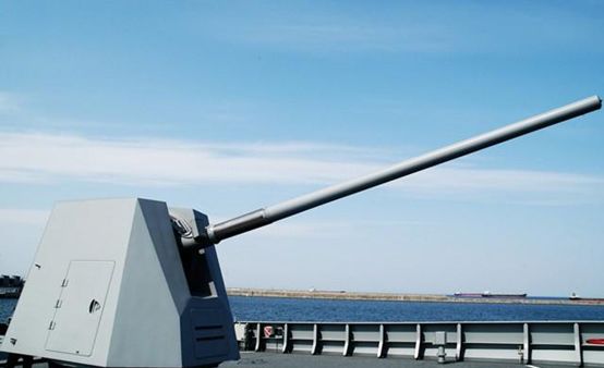 MK42型127毫米艦炮，性能特點(diǎn)與技術(shù)解析，MK42型艦炮性能特點(diǎn)與技術(shù)深度解析